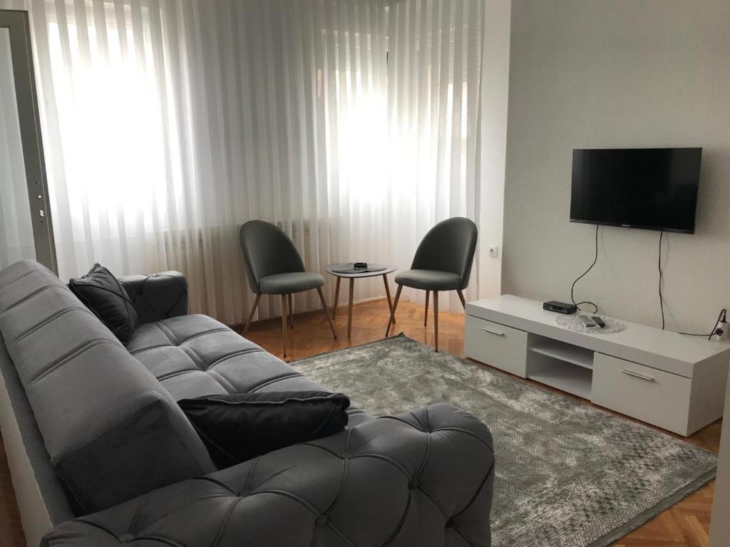 Stan Na Dan Apartment Novi Pazar Exterior photo